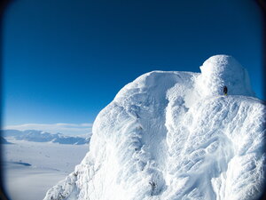 And more wonderous bubbly cornices (not necessarily an accurate scientific description) atop the peaks.